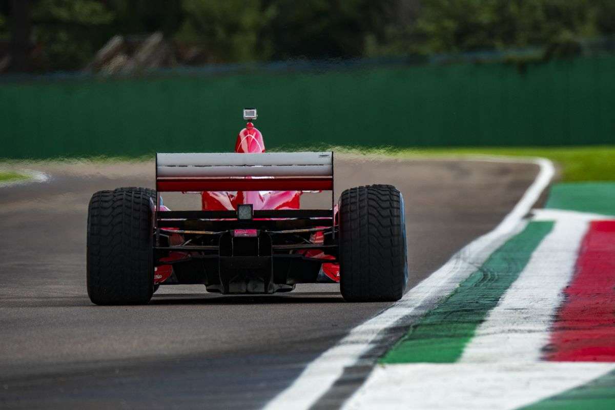 Finali Mondiali Ferrari: 33.000 appassionati a Imola per lo spettacolo conclusivo 68 Ferrari Finali Mondiali 2024 67 scaled