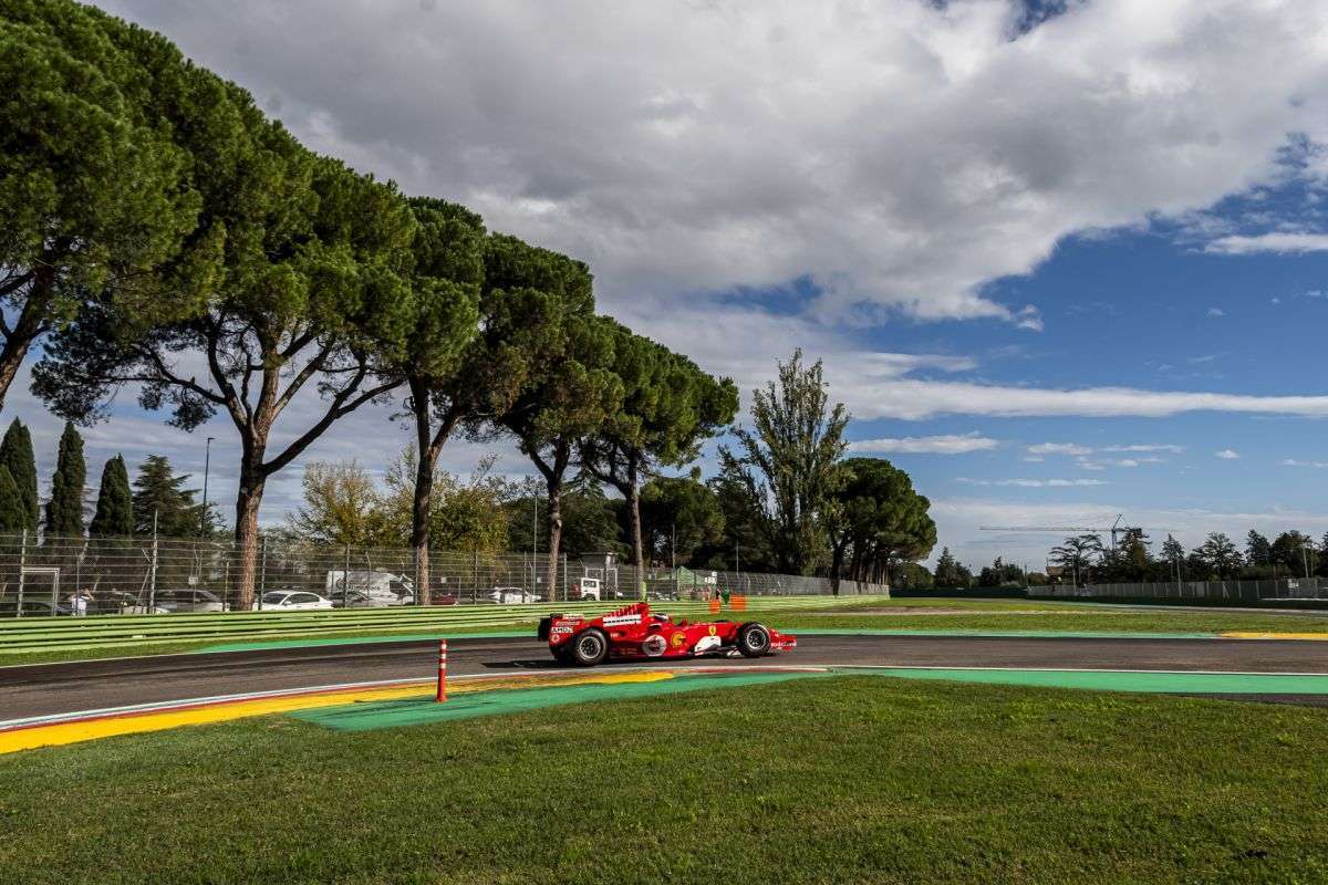 Finali Mondiali Ferrari: 33.000 appassionati a Imola per lo spettacolo conclusivo 72 Ferrari Finali Mondiali 2024 71 scaled