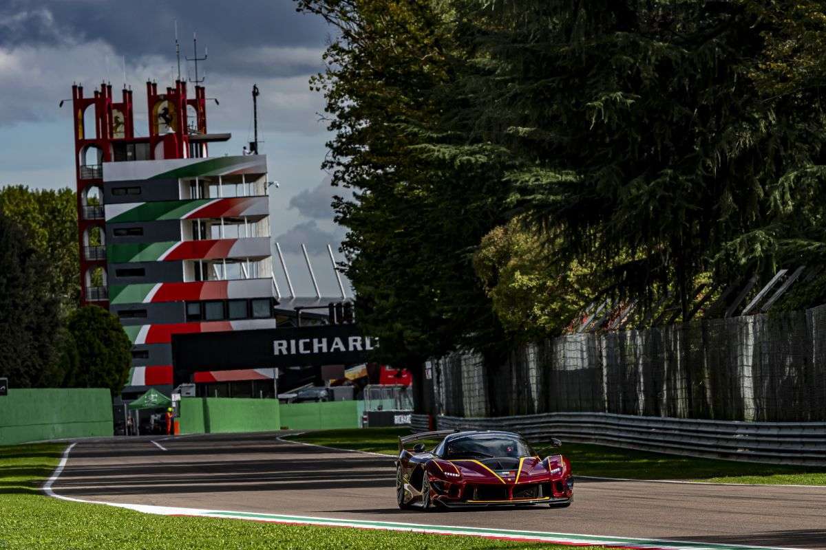 Finali Mondiali Ferrari: 33.000 appassionati a Imola per lo spettacolo conclusivo 81 Ferrari Finali Mondiali 2024 80 scaled
