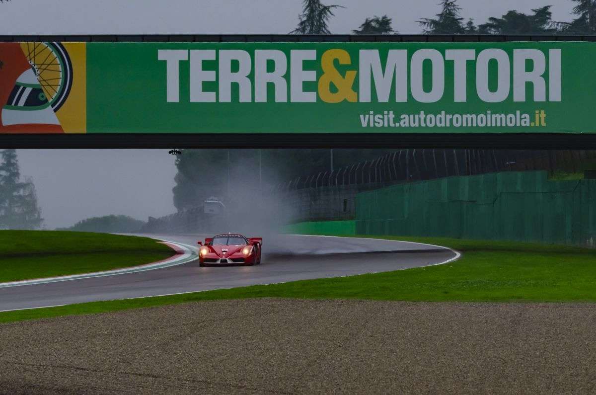 Finali Mondiali Ferrari: 33.000 appassionati a Imola per lo spettacolo conclusivo 86 Ferrari Finali Mondiali 2024 85 scaled