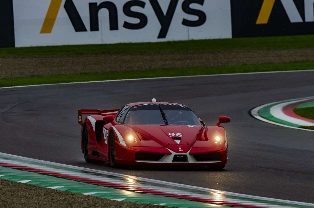 Finali Mondiali Ferrari: 33.000 appassionati a Imola per lo spettacolo conclusivo 88 Ferrari Finali Mondiali 2024 87 scaled