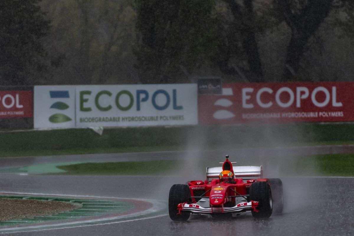 Finali Mondiali Ferrari: 33.000 appassionati a Imola per lo spettacolo conclusivo 95 Ferrari Finali Mondiali 2024 94 scaled