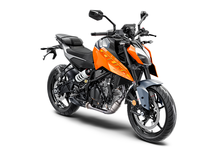 Guida all'acquisto Moto: Bajai Dominar 250cc, Husqvarna Svartpilen 250cc, KTM Duke 250cc 4 PHO BIKE 90 REVO MY24 KTM 250 DUKE front rightt SALL AEPI V1
