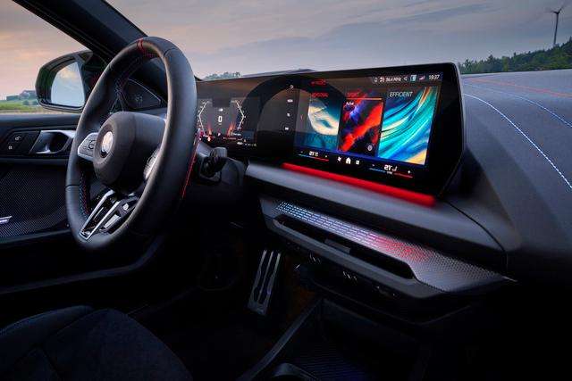 Auto Notizie: Nuova BMW Serie 1, più che un aggiornamento, una nuova edizione 3 small 9