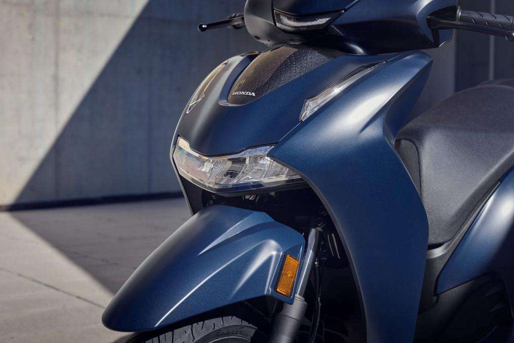 Nuova generazione SH: Honda presenta SH350i 2025 1 504737 25ym honda sh350i