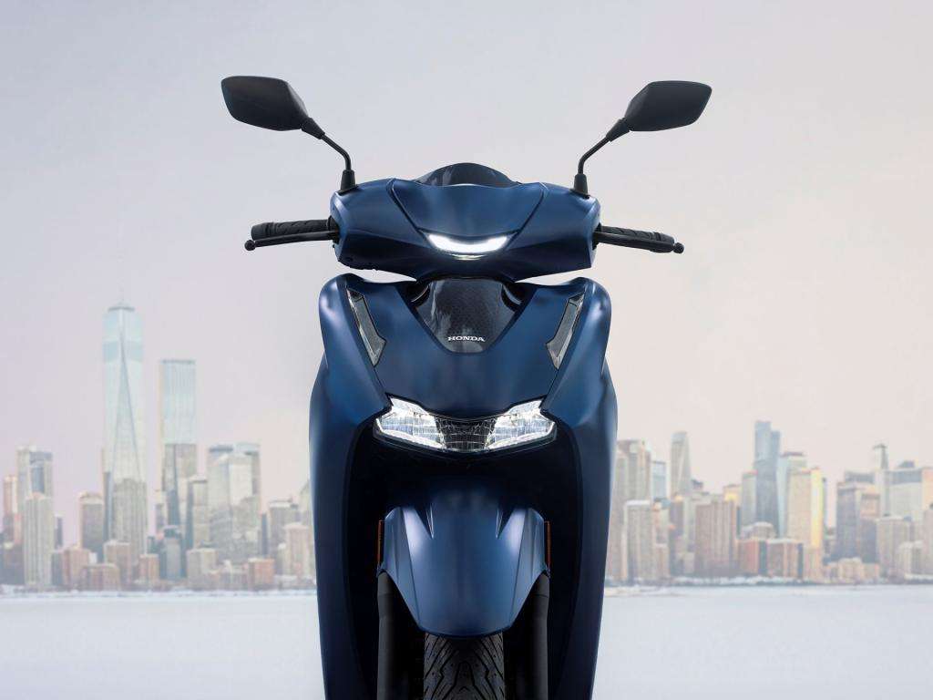 Nuova generazione SH: Honda presenta SH350i 2025 6 504765 25ym honda sh350i
