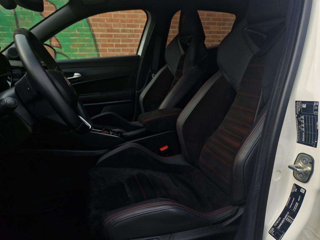 Test Drive: Alfa Romeo Junior EV 54kWh 280cv Veloce, ritrova il DNA del Biscione anche elettrificata 4 Immagine WhatsApp 2025 02 25 ore 08.16.11 9955750d