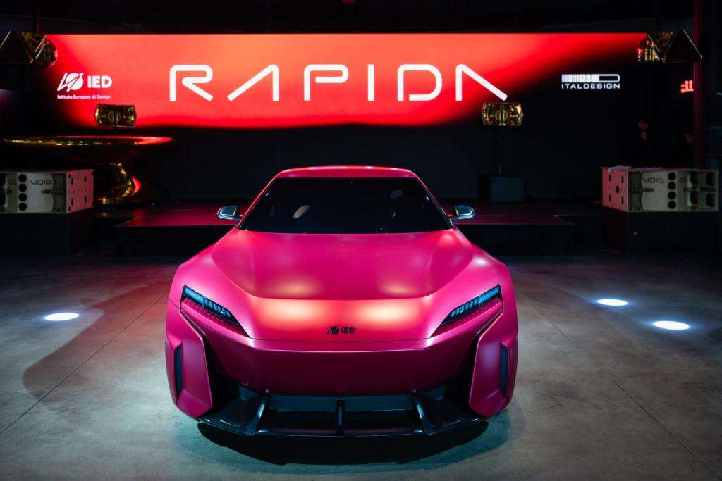IED TORINO E ITALDESIGN SVELANO RAPIDA, LA CONCEPT CAR CHE RIDEFINISCE LA SPORTIVITÀ PER LA GENERAZIONE Z 1 01 IED Torino Rapida Credits Andrea Guermani 1