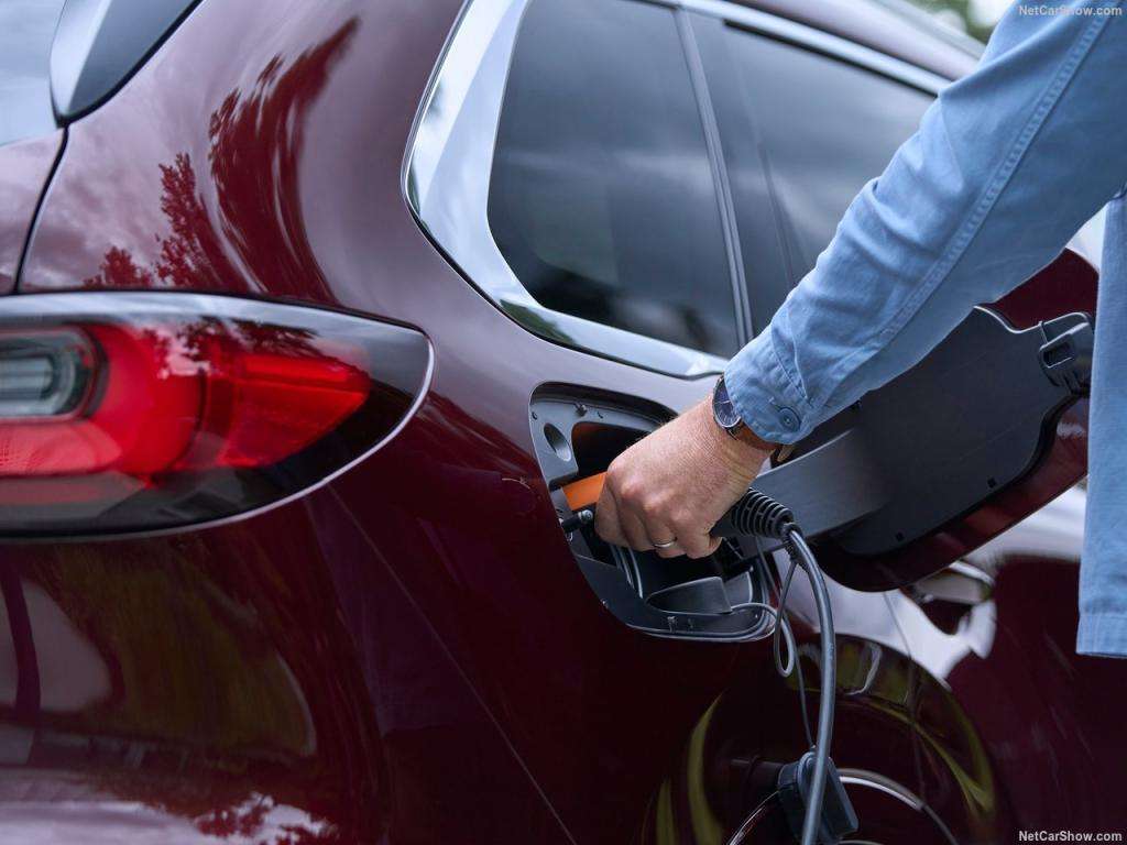Test Drive: Mazda CX-80, 3.3 diesel MiHEV e 2.5 PHEV, Il silenzio del lusso, la forza dell’ingegno 8 Mazda CX 80 2025 1280 84e62356232b0c87fb668a1b45cf2b0279