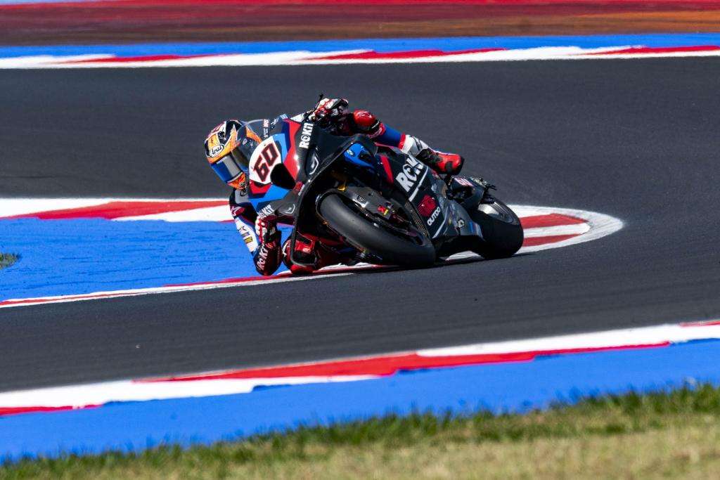 Bulega in pole a Misano, ma scintille in pista con Iannone e Petrucci 11 ITA 7103