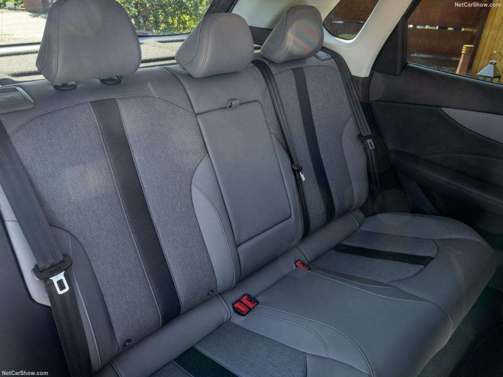 Auto Notizie: MG S5 EV, l'elettrica che unisce grinta, autonomia e spazio. 3 MG S5 EV 2026 1280 b853eb8d074990512804f51e52cd75f007 1
