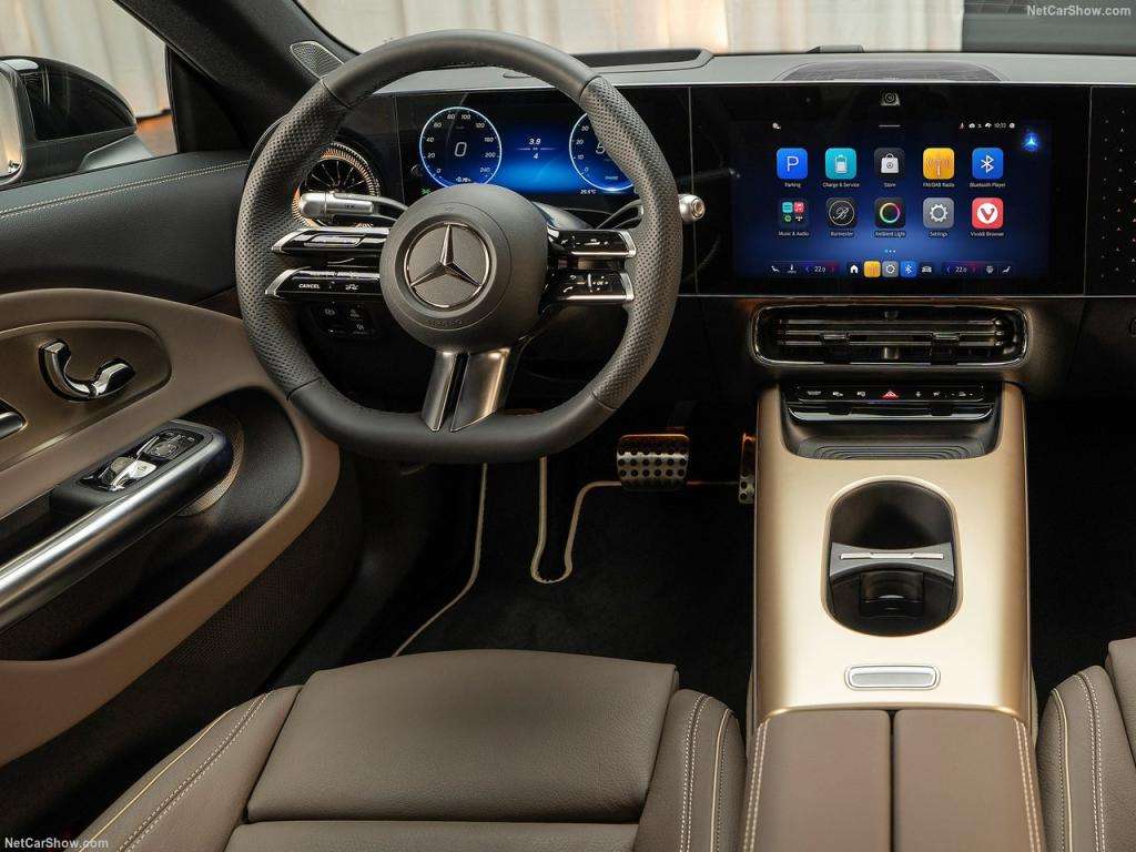Auto Notizie: Nuova Mercedes CLA, eleganza futuristica con l'anima elettrica 1 Mercedes Benz CLA 2026 1280 ae32b63af40869b9ed5fbae8f0e9719ba1
