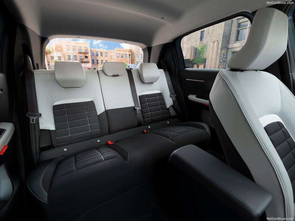 Guida all'acquisto: Citroën C3, da piccola berlina a crossover accessibile 3 Citroen e C3 2024 1280 162dfbf2bbeeea568d9e6e7ee11ada599d