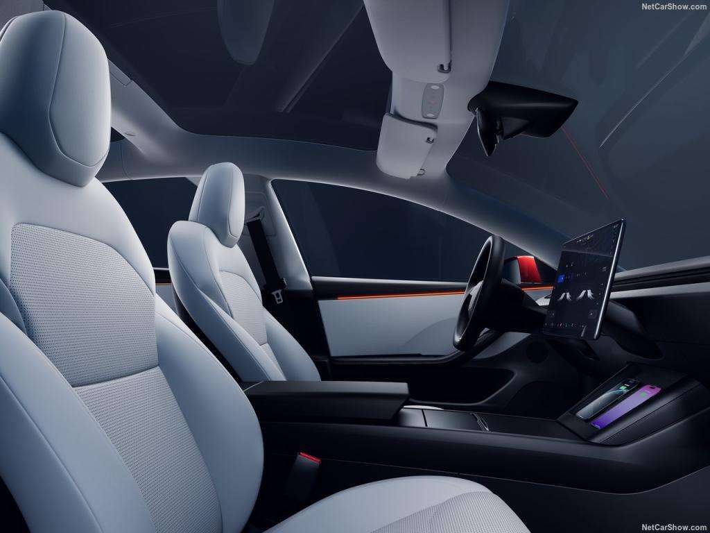 Test Drive: Tesla Model 3 tra tecnologia, performance e piacere di guida 3 Tesla Model 3 2024 1280 c7b9bc6801a1d8bbfc145dd6610b4d9b44