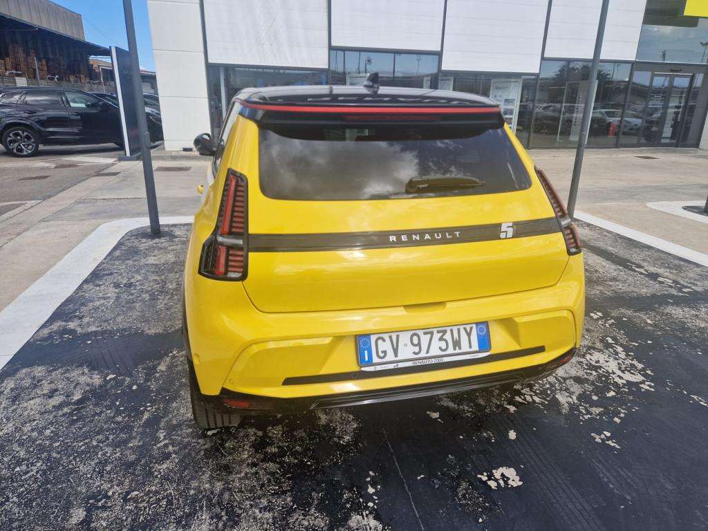 Test drive: Alpine A290 e Renault 5 Elettrica, Il fascino del passato, l’energia del futuro 6 Immagine WhatsApp 2025 08 11 ore 14.28.37 23a239c3