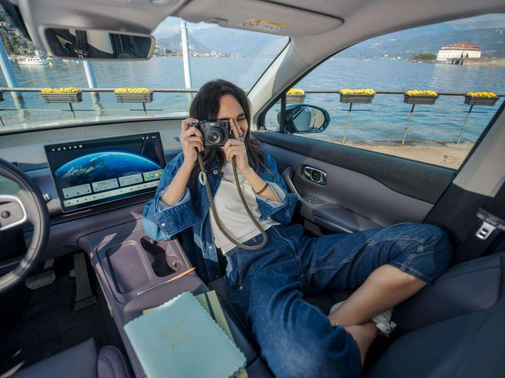 Guida all'acquisto: Leapmotor C10, il SUV cinese che sfida i big europei con stile, tecnologia e prezzo 5 lifestyleinteriorbeautyshot