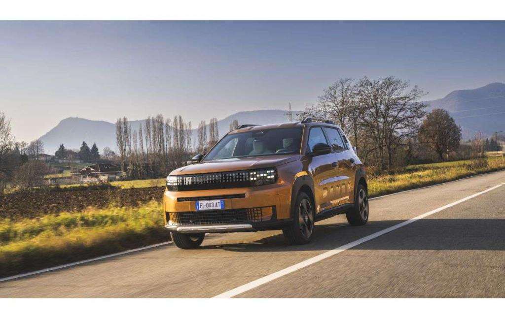 Test Drive Fiat Grande Panda Hybrid 110 CV, diventa una crossover 5 00f27ea72b582d08fe93ddf80b23cd61153c485d