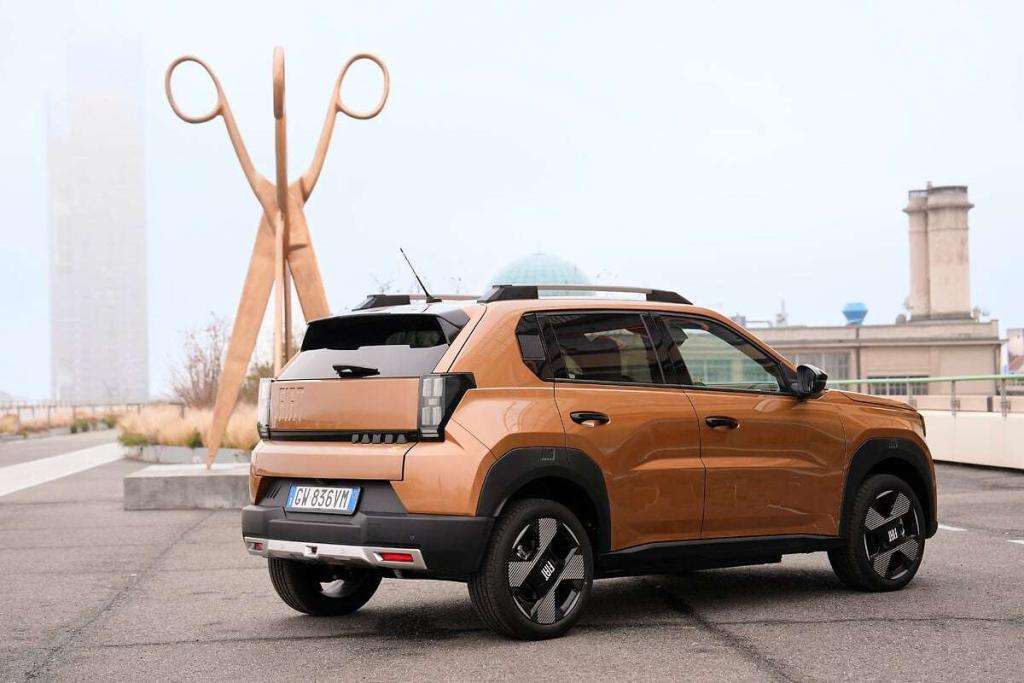 Test Drive Fiat Grande Panda Hybrid 110 CV, diventa una crossover 2 2607625 pd4ati3y37 whr