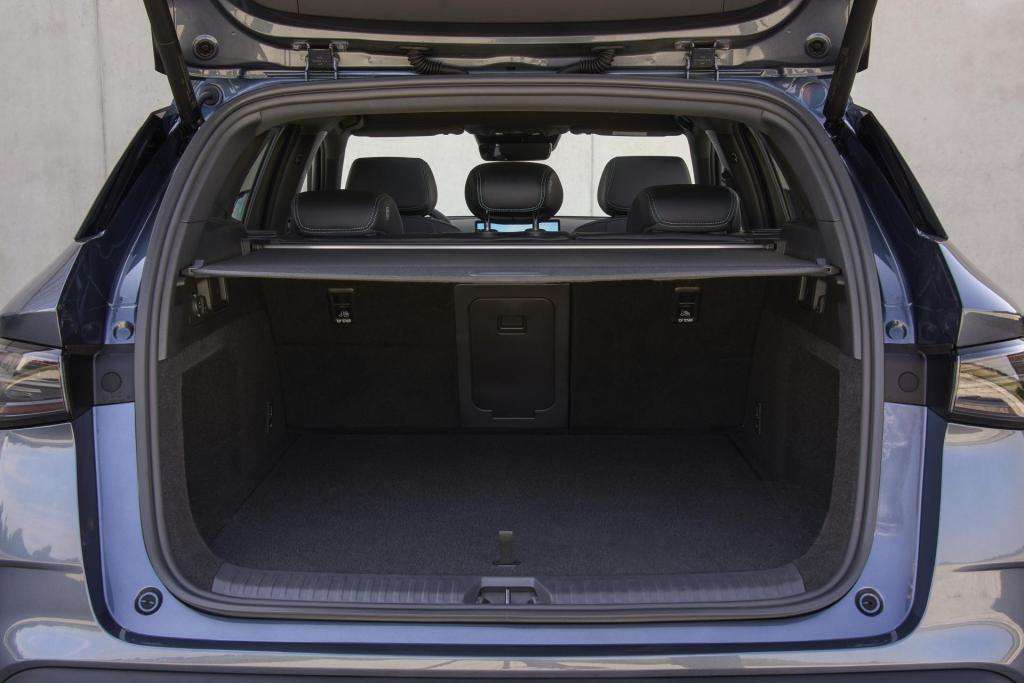 BYD Seal 6 DM i Touring Intern 00031