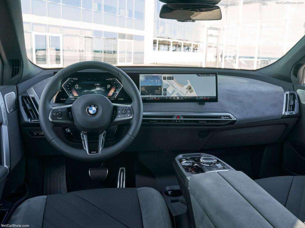 Guida all'acquisto: Confronto tra Volvo ES90, Mercedes EQS SUV e BMW iX 9 BMW iX 2026 1280 545ffe16261523fb5bb72429594445ec09