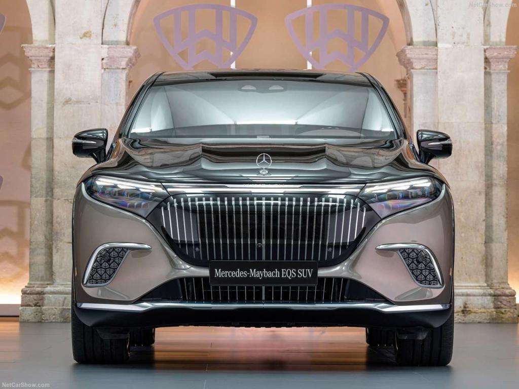 Guida all'acquisto: Confronto tra Volvo ES90, Mercedes EQS SUV e BMW iX 12 Mercedes Benz EQS SUV Maybach 2024 1280 35ceb07d713e0a9ad89045e0342598ce36