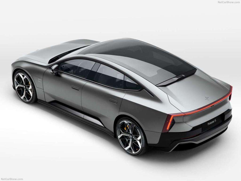 Interviste: Elettra Benelli ci racconta Polestar 5, l’equilibrio perfetto tra design, performance e sostenibilità 3 Polestar 5 2026 1280 4084a00ecdb4a2eec6020c69d040f330f3
