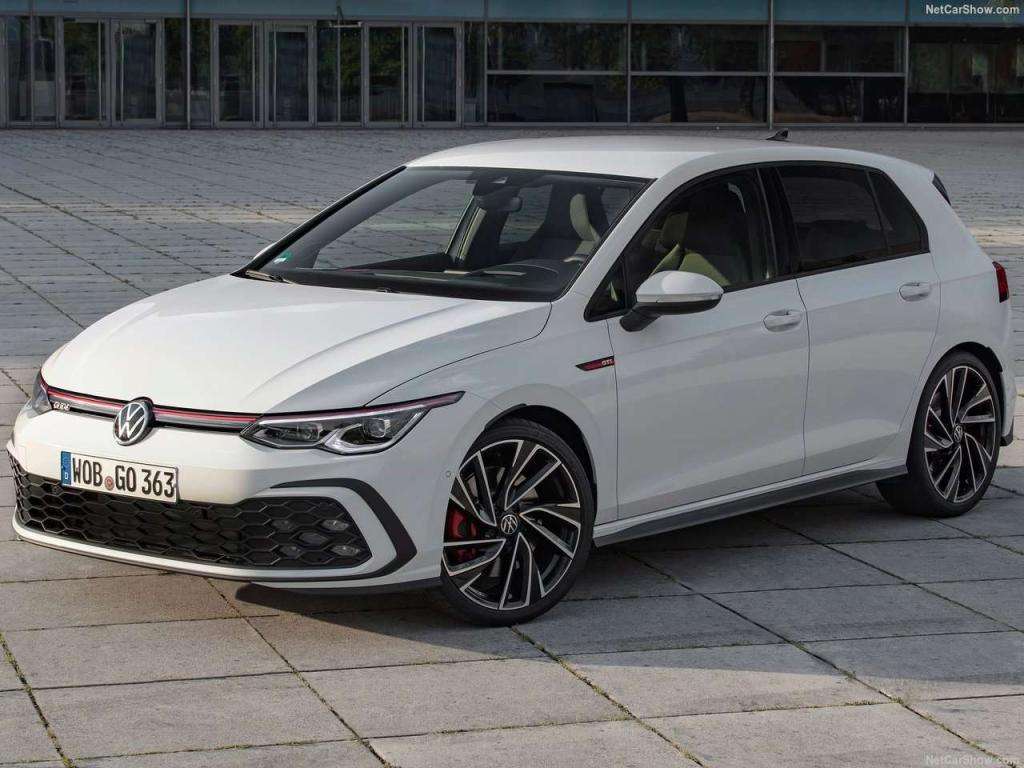 Test Drive Hot Hatch: Volkswagen Golf VIII GTI, la conferma di un icona 8 Volkswagen Golf GTI 2021 1280 0f3ba0f42cccef376e1baf18f000bf71de