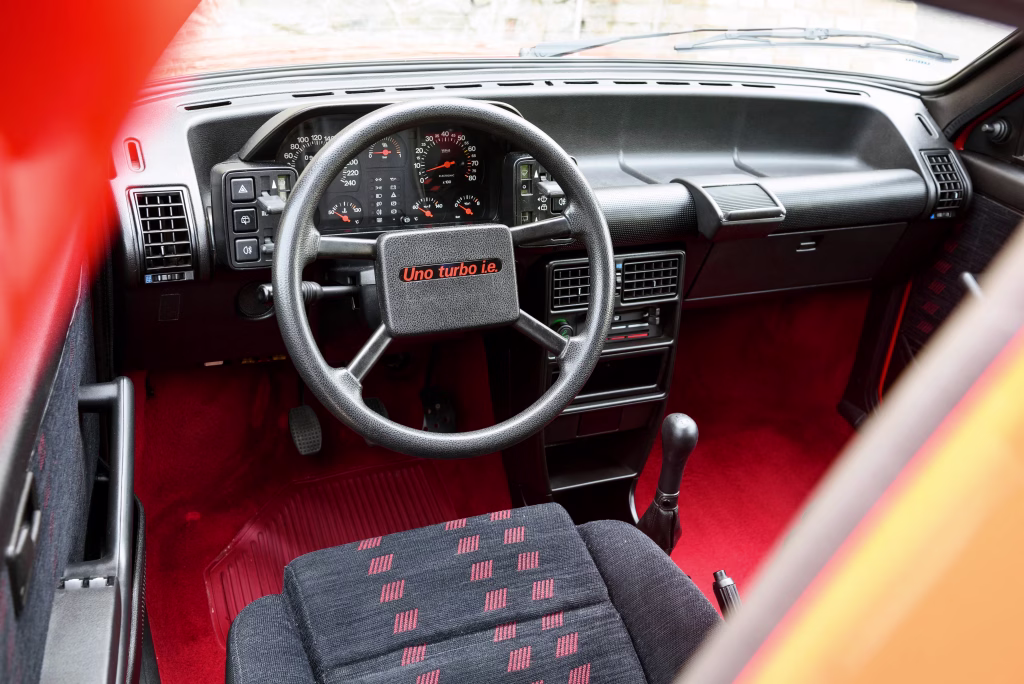Guida all'acquisto auto storiche: Piccole Bombe degli Anni '80, Uno Turbo, Swift GTi e Polo G40 2 2017023 4407 D