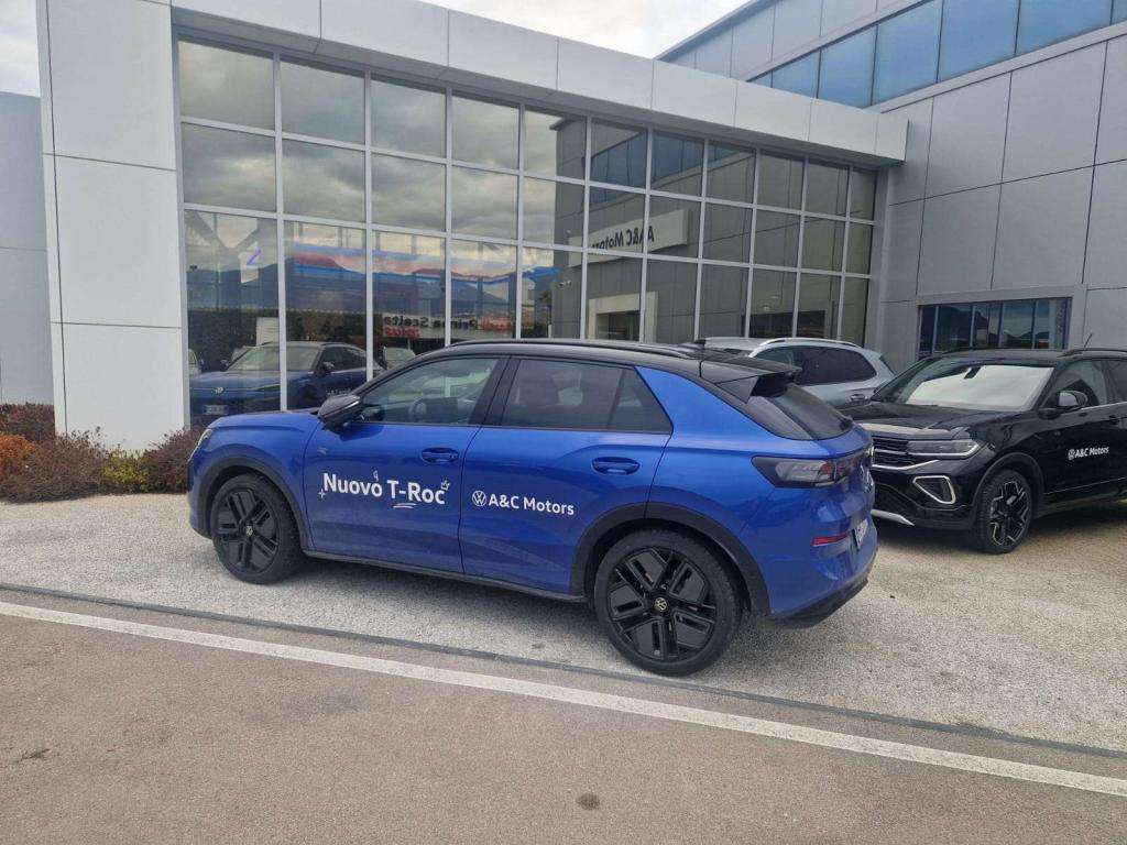 Test Drive: Volkswagen T-Roc R-Line 1.5 eTSI 150cv, il Re dei Crossover si evolve 1 T roc4