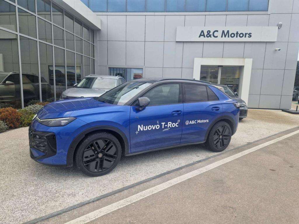 Test Drive: Volkswagen T-Roc R-Line 1.5 eTSI 150cv, il Re dei Crossover si evolve 8 t roc3