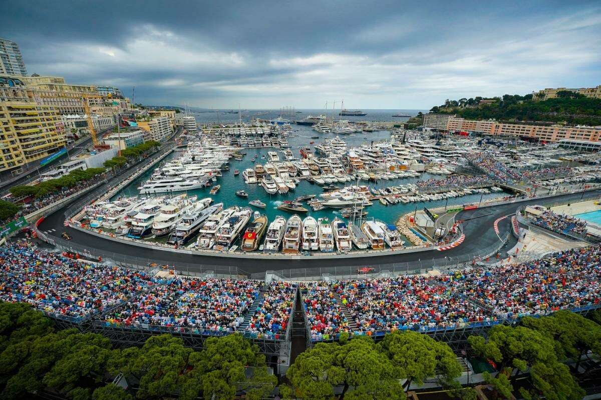 Veduta panoramica del porto di Monte Carlo e del circuito cittadino