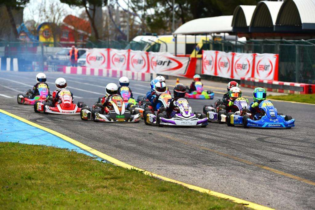 Easykart a Jesolo: tecnica, strategia e grandi protagonisti nel secondo round alla Pista Azzurra. 2 D4S 2506