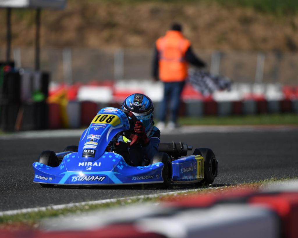 EasyKart infiamma Viterbo. 2 D5R 4821