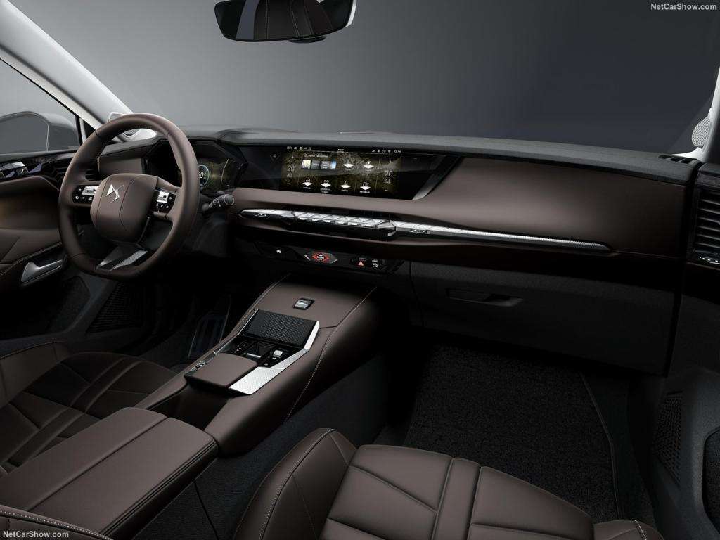 Test Drive: DS 4 Hybrid 136, L’Eleganza Francese scopre l’Efficienza 48V 1 DS No4 2026 1280 a81f50450169396d7baf717ee12da8361c