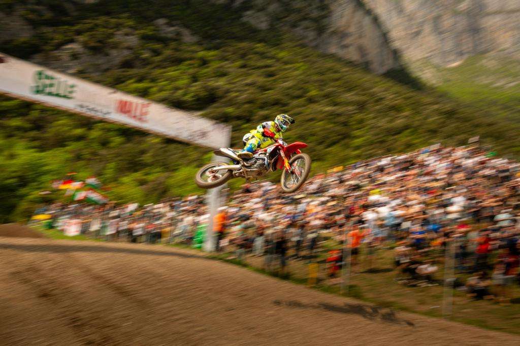 MXGP TRENTINO: Pioggia e spettacolo a Pietramurata, Herlings vince il GP, Sacha Coenen fa doppietta 1 FNM8496
