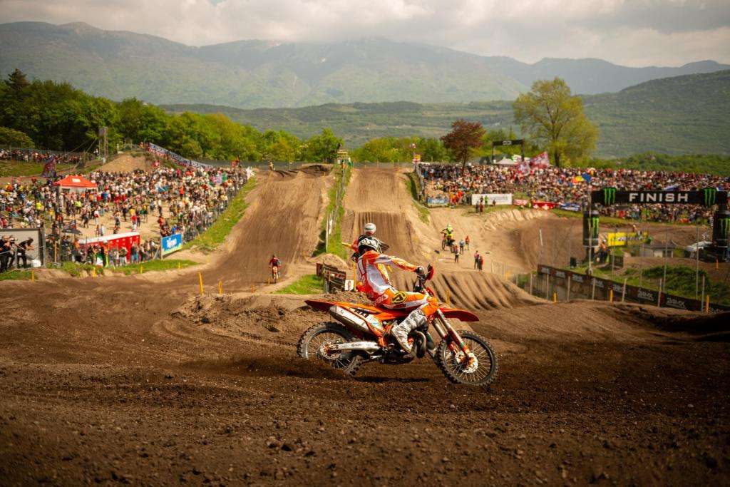 MXGP TRENTINO: Pioggia e spettacolo a Pietramurata, Herlings vince il GP, Sacha Coenen fa doppietta 5 FNM8560