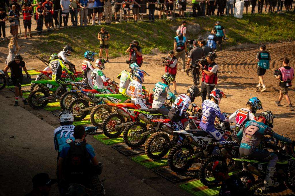 MXGP TRENTINO: Pioggia e spettacolo a Pietramurata, Herlings vince il GP, Sacha Coenen fa doppietta 19 FNM8573