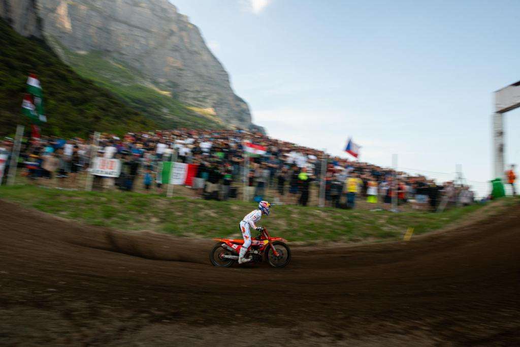MXGP TRENTINO: Pioggia e spettacolo a Pietramurata, Herlings vince il GP, Sacha Coenen fa doppietta 21 FNM8750