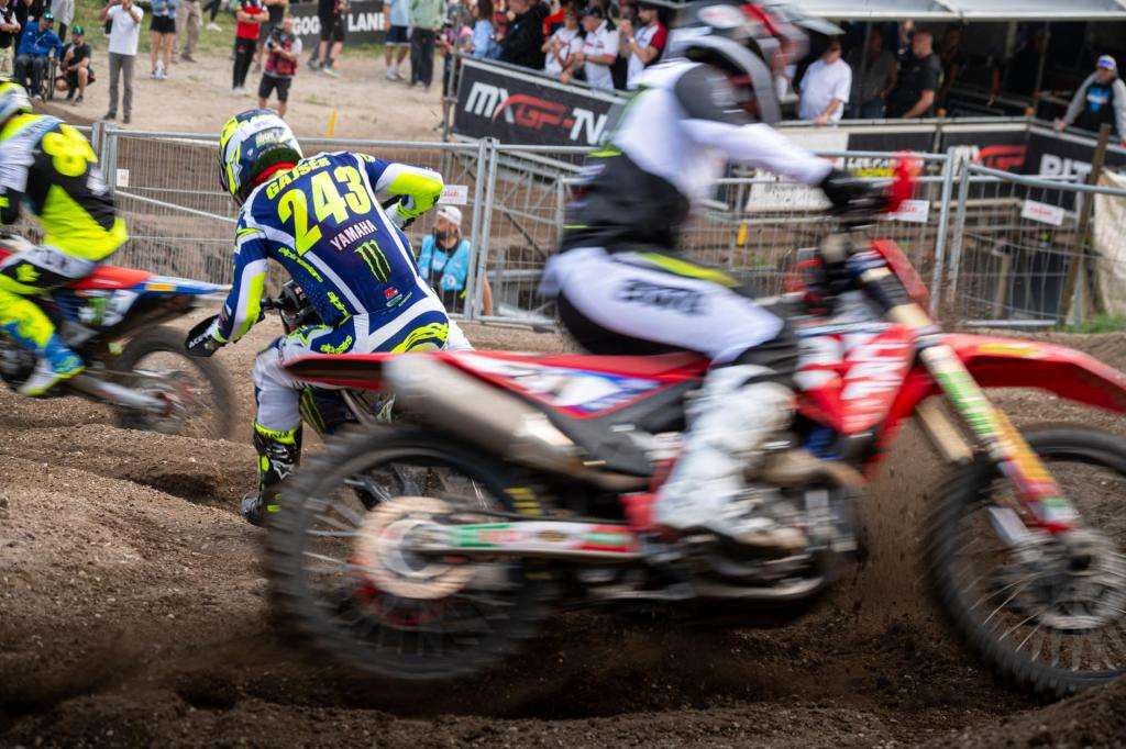 MXGP del Trentino: Quando il Giallo Fluo infiamma Pietramurata. L’omaggio di Tim Gajser al "Dottore" 8 FNM 2870
