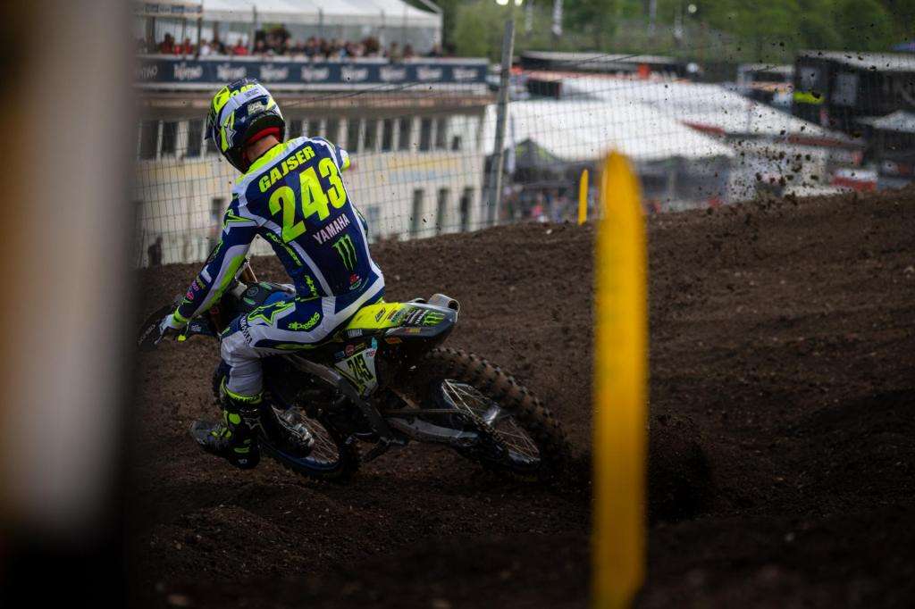 MXGP del Trentino: Quando il Giallo Fluo infiamma Pietramurata. L’omaggio di Tim Gajser al "Dottore" 9 FNM 2900