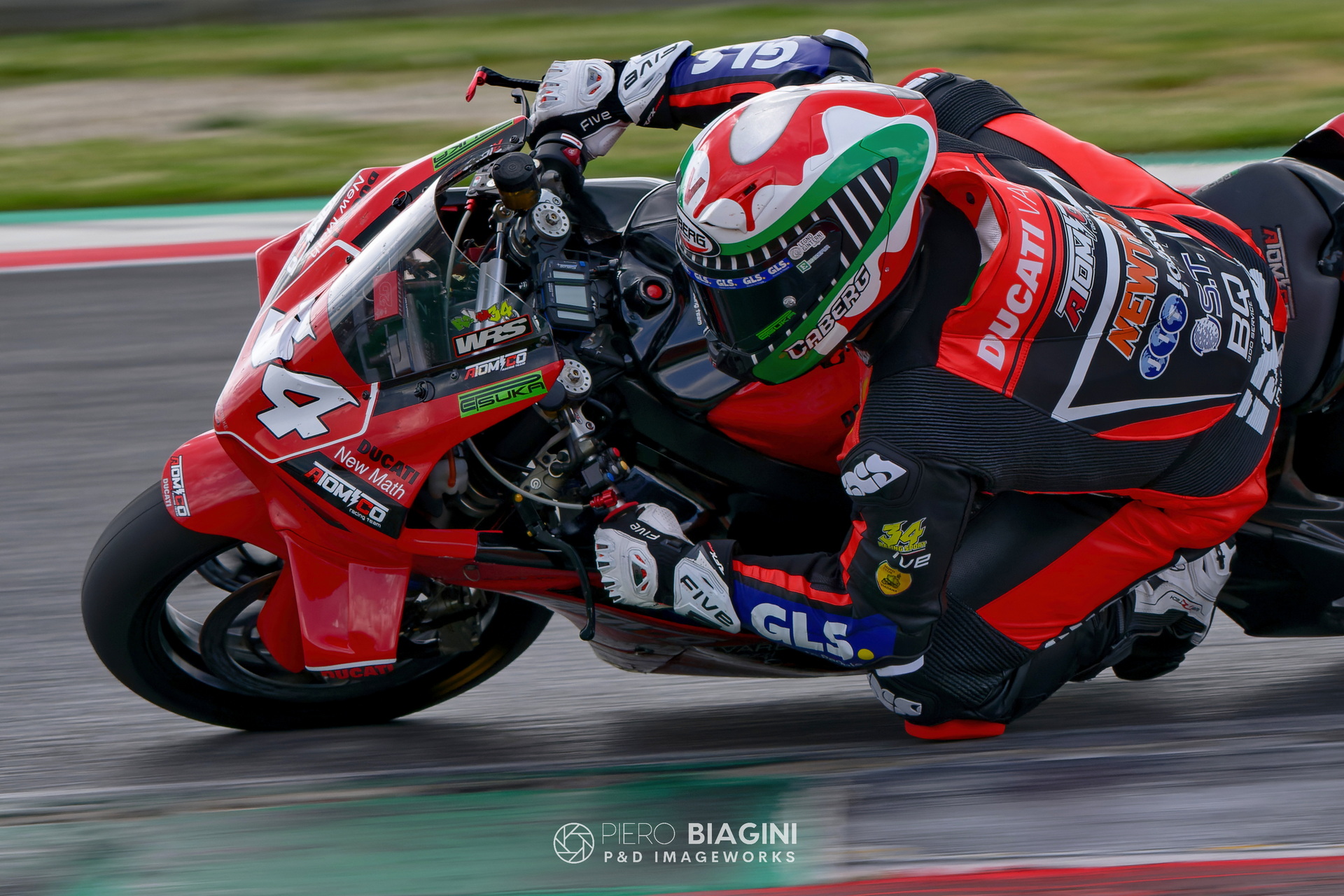 CIV Mugello: Pirro e Delbianco si dividono la Superbike, Antonelli e Fuligni protagonisti in Supersport 40 CIV R2 MAN 34 01