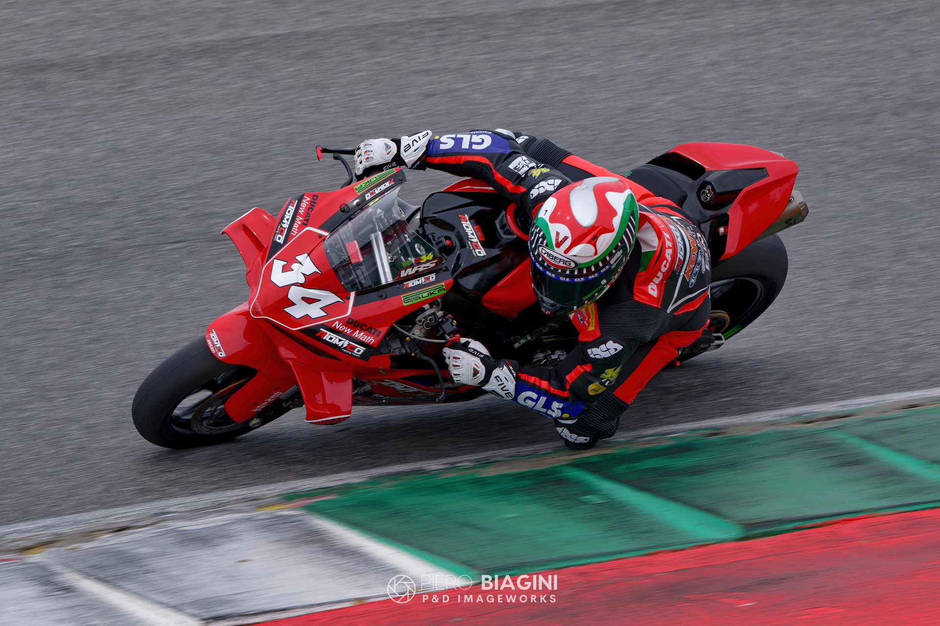 CIV Mugello: Pirro e Delbianco si dividono la Superbike, Antonelli e Fuligni protagonisti in Supersport 38 CIV R2 MAN 34 03