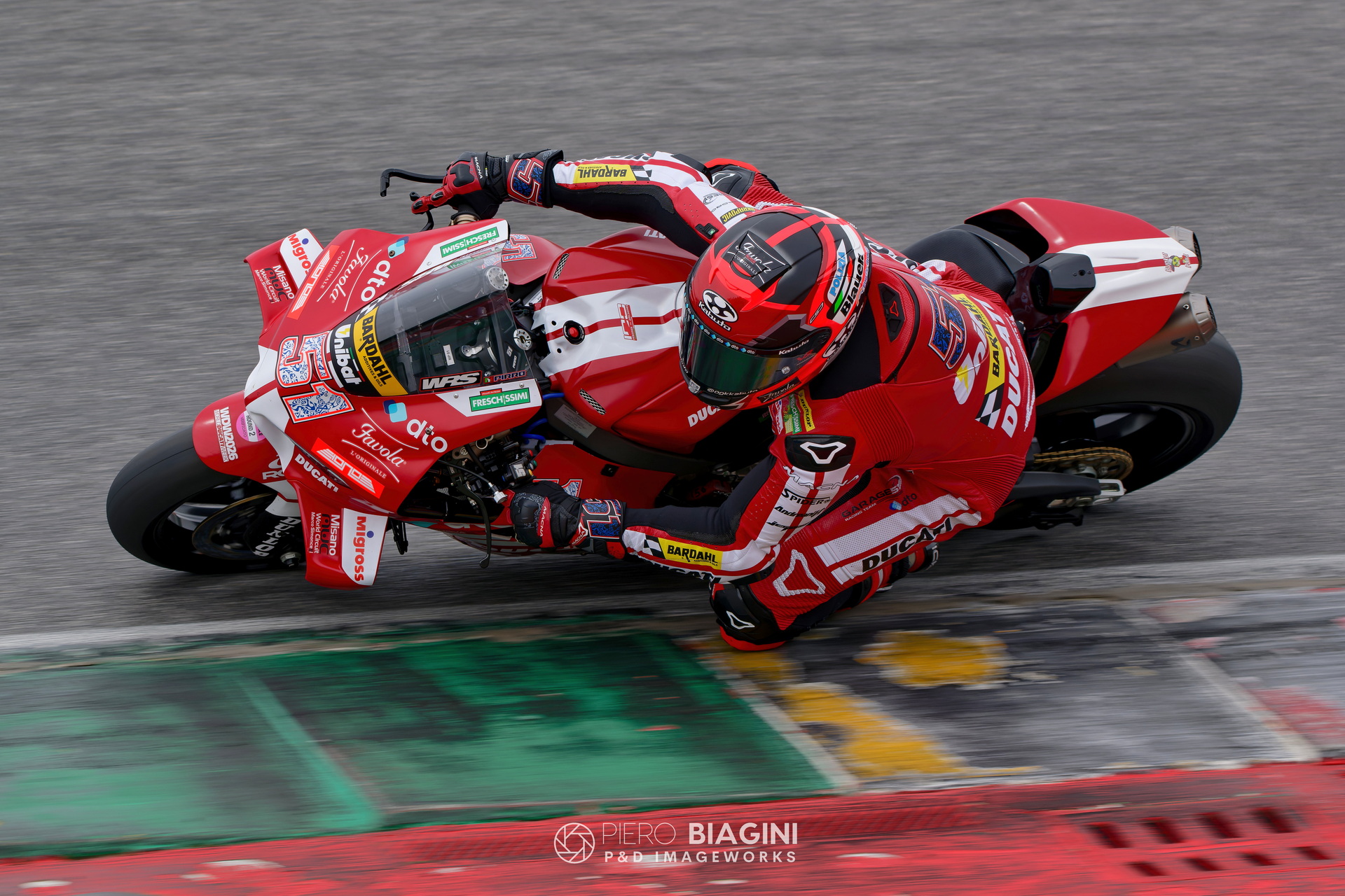 CIV Mugello: Pirro e Delbianco si dividono la Superbike, Antonelli e Fuligni protagonisti in Supersport 35 CIV R2 PIR 51 02