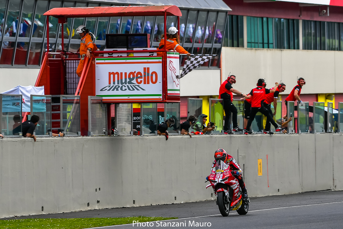 CIV Mugello: Pirro e Delbianco si dividono la Superbike, Antonelli e Fuligni protagonisti in Supersport 14 Mauro Stanzani 2145
