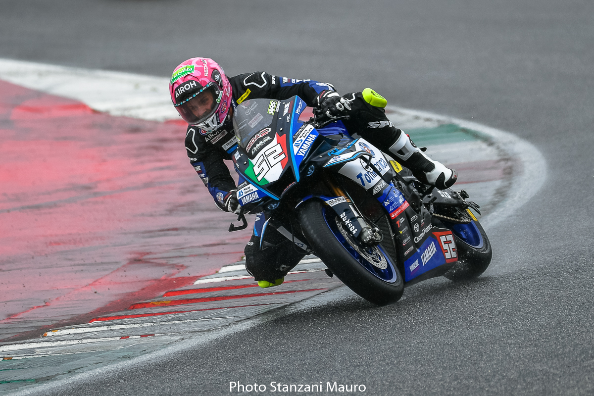 CIV Mugello: Pirro e Delbianco si dividono la Superbike, Antonelli e Fuligni protagonisti in Supersport 7 Mauro Stanzani 2547