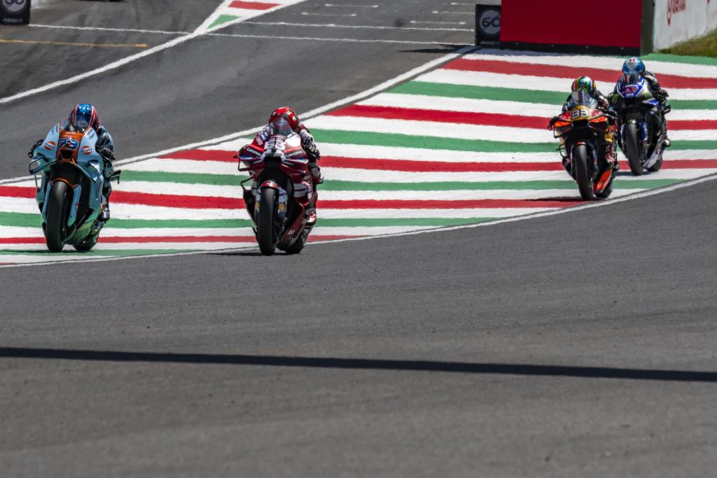 MotoGP Mugello, Raúl Fernández trionfa nella Sprint. Aprilia batte Ducati in casa 7 MotoGP GP San Marino 2025free practice 22883