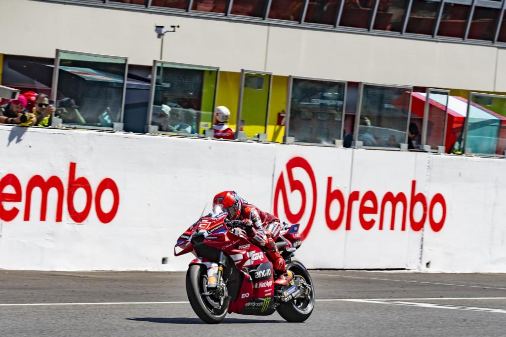 MotoGP Mugello, Raúl Fernández trionfa nella Sprint. Aprilia batte Ducati in casa 14 MotoGP GP San Marino 2025free practice 23006