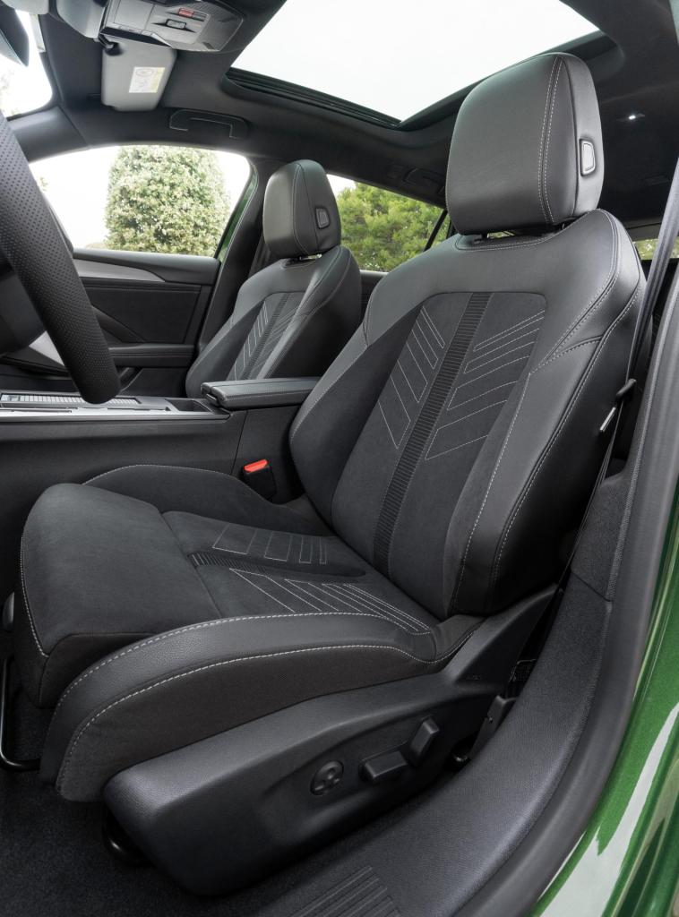 Guida all'acquisto: alla scoperta della Nuova Opel Astra 3 OpelAstraSportsTourerElectric 1