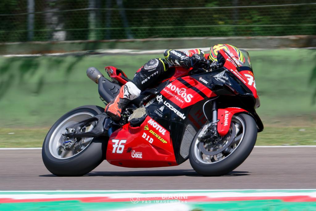 CIV Imola: Cavalieri e Mantovani protagonisti nel round Emilia-Romagna 12 CIV R3 IMOLA SBK Gara1 03