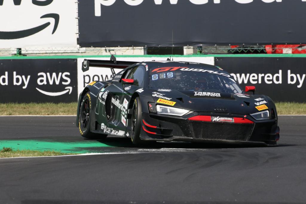 GTWC Europe Endurance Cup, Monza: Tresor Attempto Audi conquista una clamorosa vittoria assoluta dopo una gara ad eliminazione 16 IMG 1683